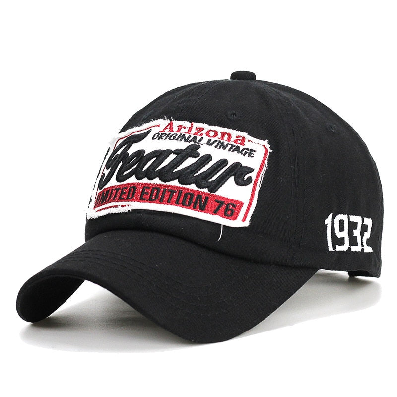 SNEAKED - CASQUETTE DE BASEBALL AVEC PATCH FRONTAL - Sneaked